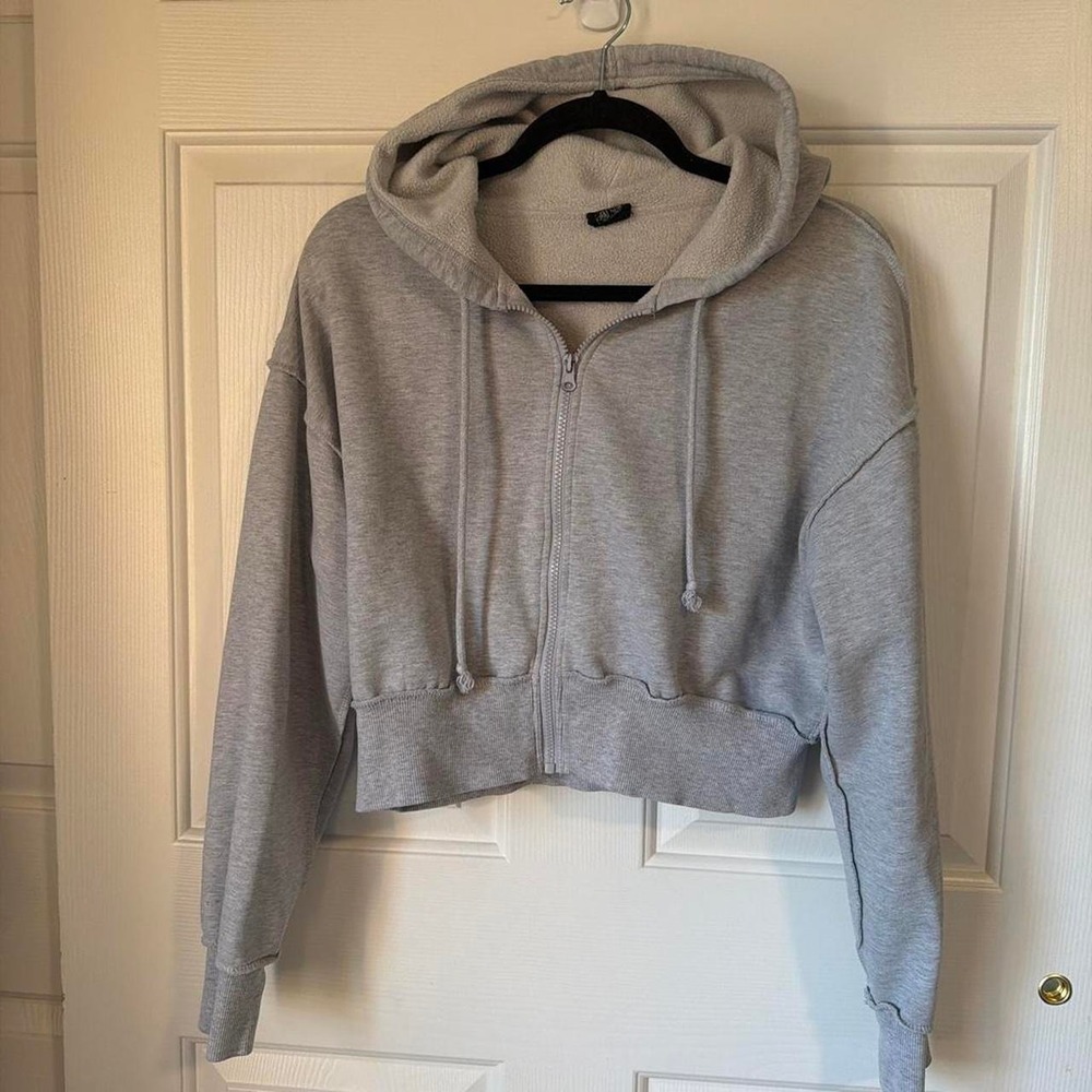 Gray Pacsun zip up hoodie